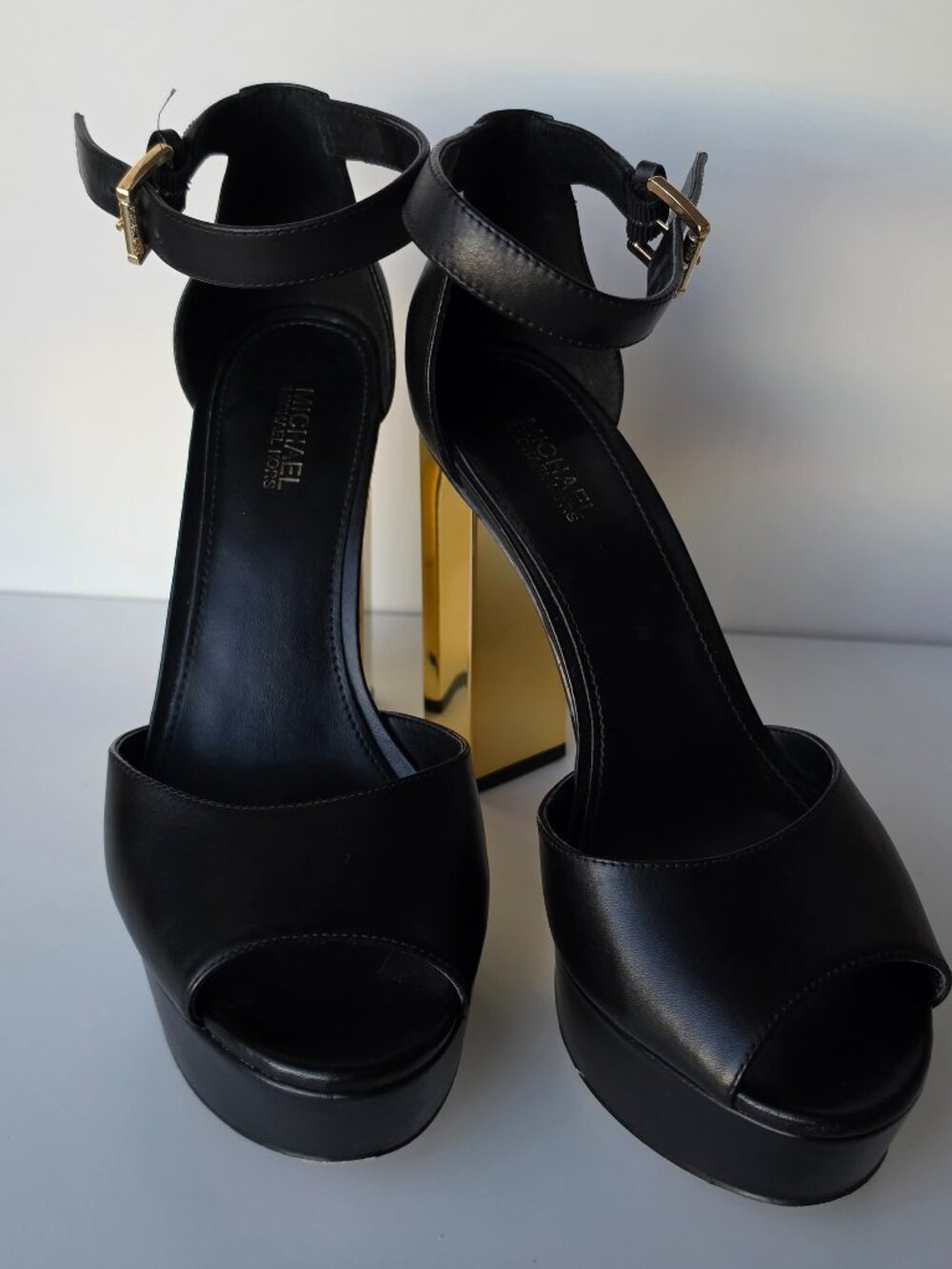Michael Kors Petra Platform leather Black & Gold Sandal - Picture 9 of 11